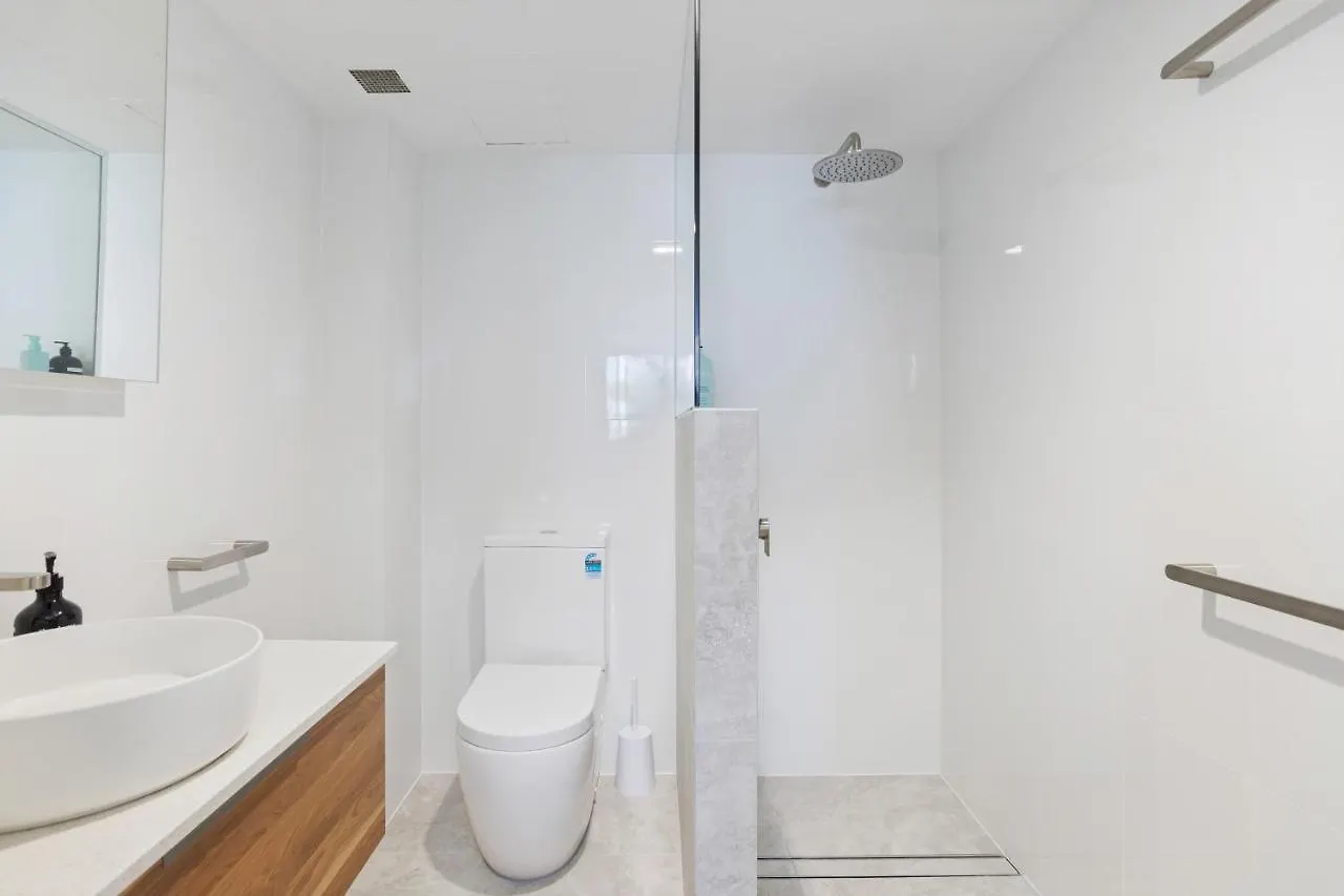 Beachfront Luna Apartment Gold Coast