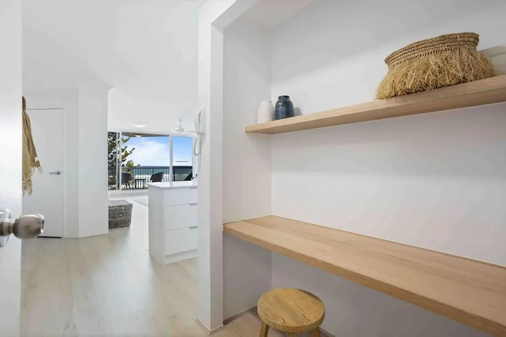 Beachfront Luna Apartment Gold Coast